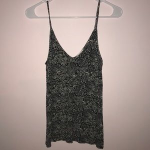old navy tanktop